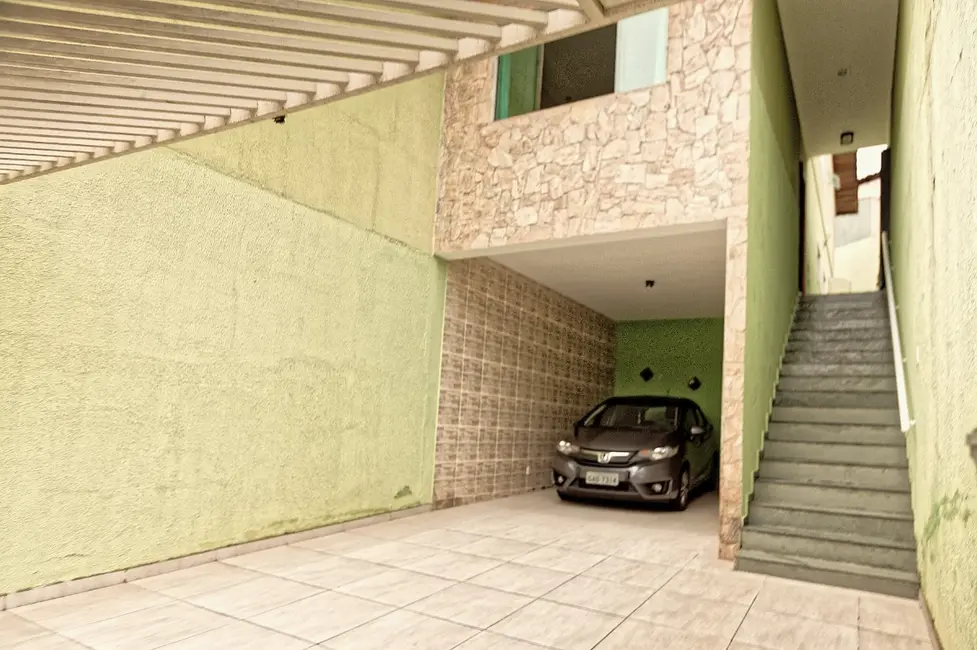 Sobrado com 3 quartos à venda, 145m2 em Vila Pirituba, São Paulo - SP - imagem 2 Foto 2 de Sobrado com 3 quartos à venda, 145m2 em Vila Pirituba, São Paulo - SP