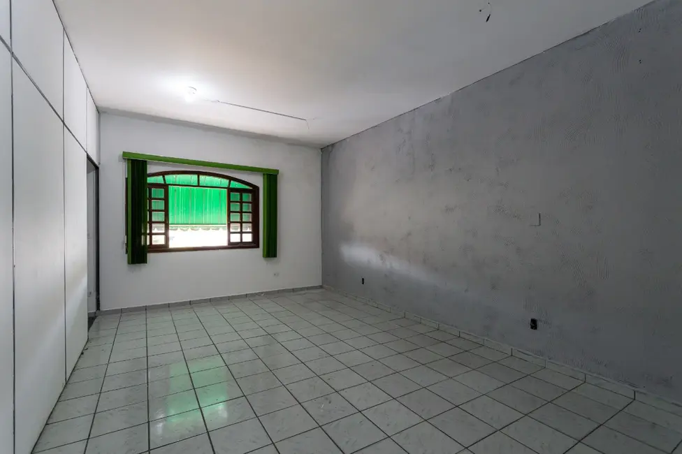 Foto 8 de Casa à venda, 242m2 em Parque Maria Domitila, São Paulo - SP