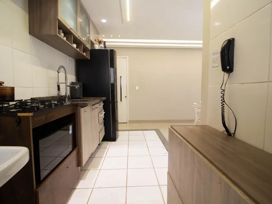 Apartamento com 3 quartos à venda, 75m2 em Vila Paulo Silas, São Paulo - SP - imagem 6 Foto 6 de Apartamento com 3 quartos à venda, 75m2 em Vila Paulo Silas, São Paulo - SP