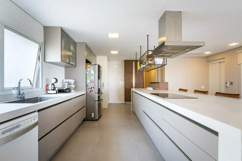 Apartamento com 4 quartos à venda, 210m2 em Vila Andrade, São Paulo - SP - imagem 5 Foto 5 de Apartamento com 4 quartos à venda, 210m2 em Vila Andrade, São Paulo - SP