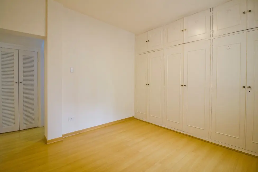 Foto 3 de Apartamento com 2 quartos à venda, 100m2 em Cerqueira César, São Paulo - SP