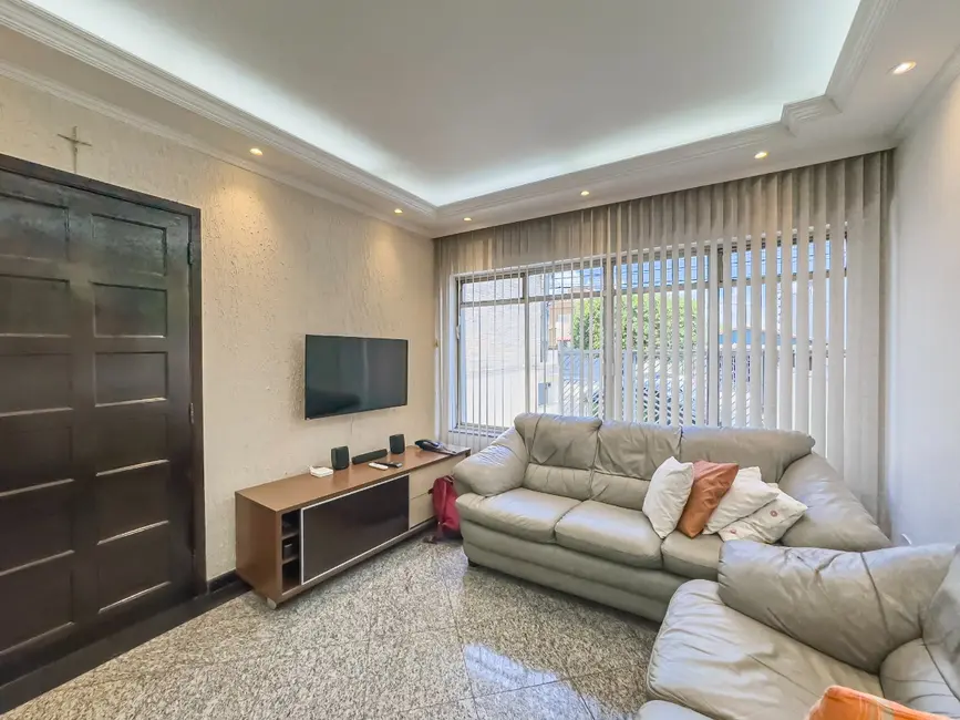 Sobrado com 3 quartos à venda, 190m2 em Jardim Maria Estela, São Paulo - SP - imagem 8 Foto 8 de Sobrado com 3 quartos à venda, 190m2 em Jardim Maria Estela, São Paulo - SP