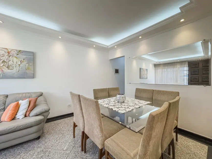 Sobrado com 3 quartos à venda, 190m2 em Jardim Maria Estela, São Paulo - SP - imagem 6 Foto 6 de Sobrado com 3 quartos à venda, 190m2 em Jardim Maria Estela, São Paulo - SP