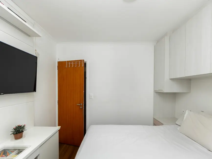 Foto 3 de Apartamento com 2 quartos à venda, 50m2 em Capão Redondo, São Paulo - SP