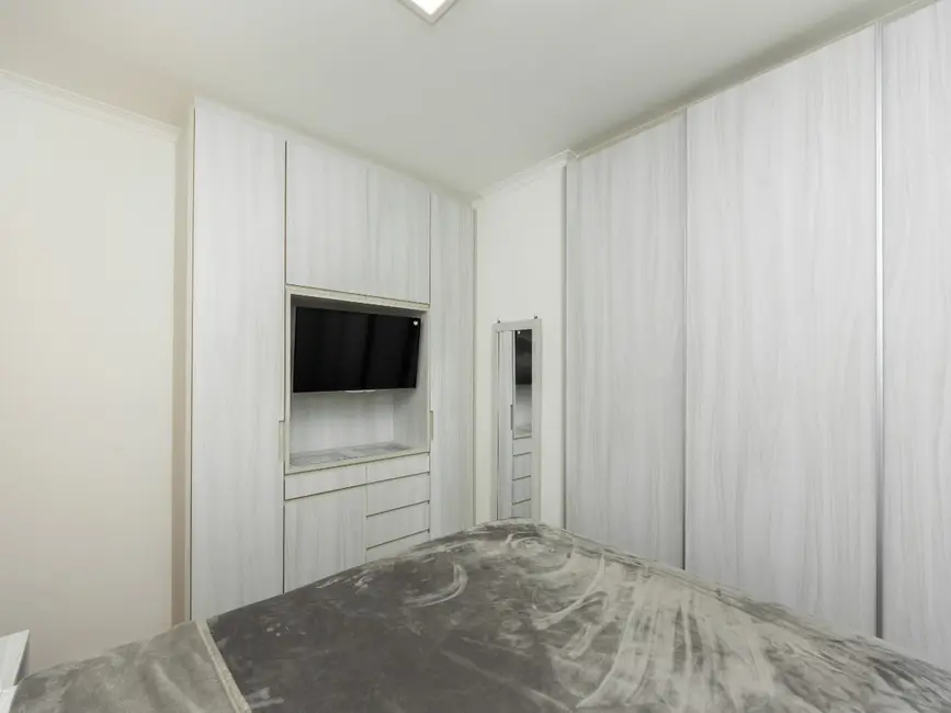 Foto 6 de Apartamento com 2 quartos à venda, 50m2 em Capão Redondo, São Paulo - SP