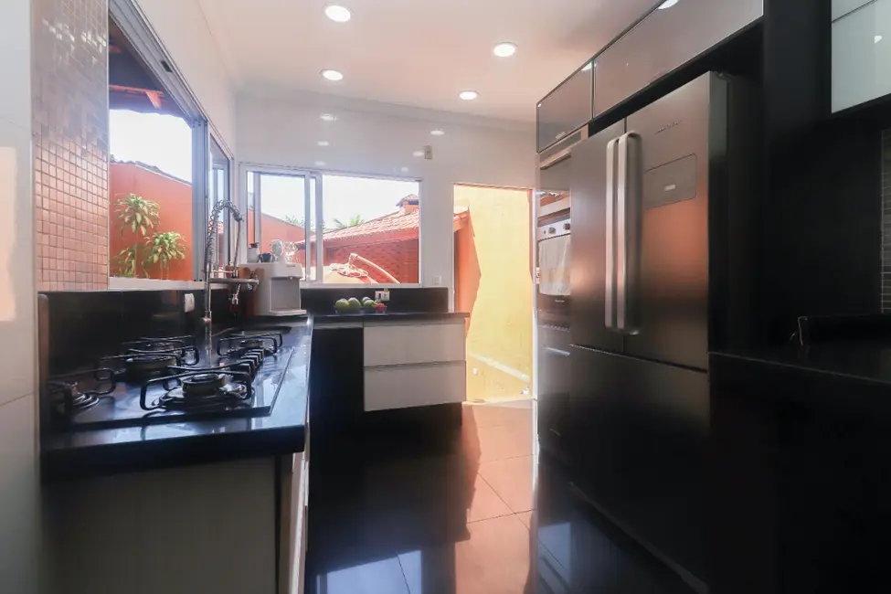 Sobrado com 3 quartos à venda, 180m2 em Jardim da Glória, São Paulo - SP - imagem 6 Foto 6 de Sobrado com 3 quartos à venda, 180m2 em Jardim da Glória, São Paulo - SP