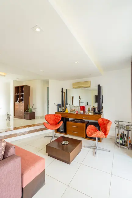 Foto 6 de Apartamento com 3 quartos à venda, 177m2 em Vila Suzana, São Paulo - SP