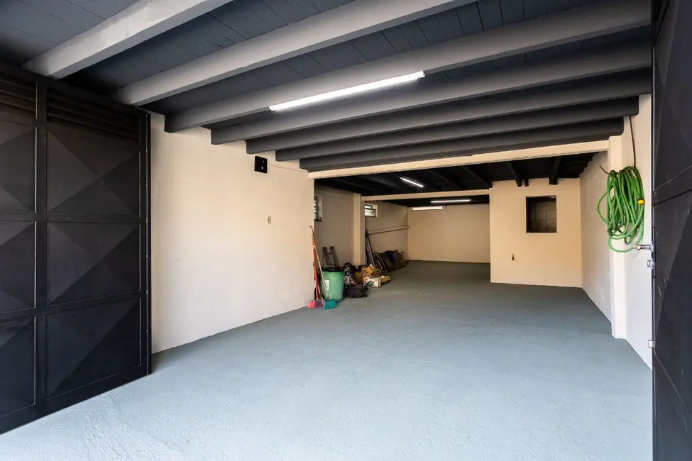 Casa com 5 quartos à venda, 266m2 em Perdizes, São Paulo - SP - imagem 8 Foto 8 de Casa com 5 quartos à venda, 266m2 em Perdizes, São Paulo - SP