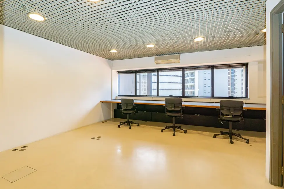 Sala Comercial à venda, 45m2 em Vila Olímpia, São Paulo - SP - imagem 4 Foto 4 de Sala Comercial à venda, 45m2 em Vila Olímpia, São Paulo - SP