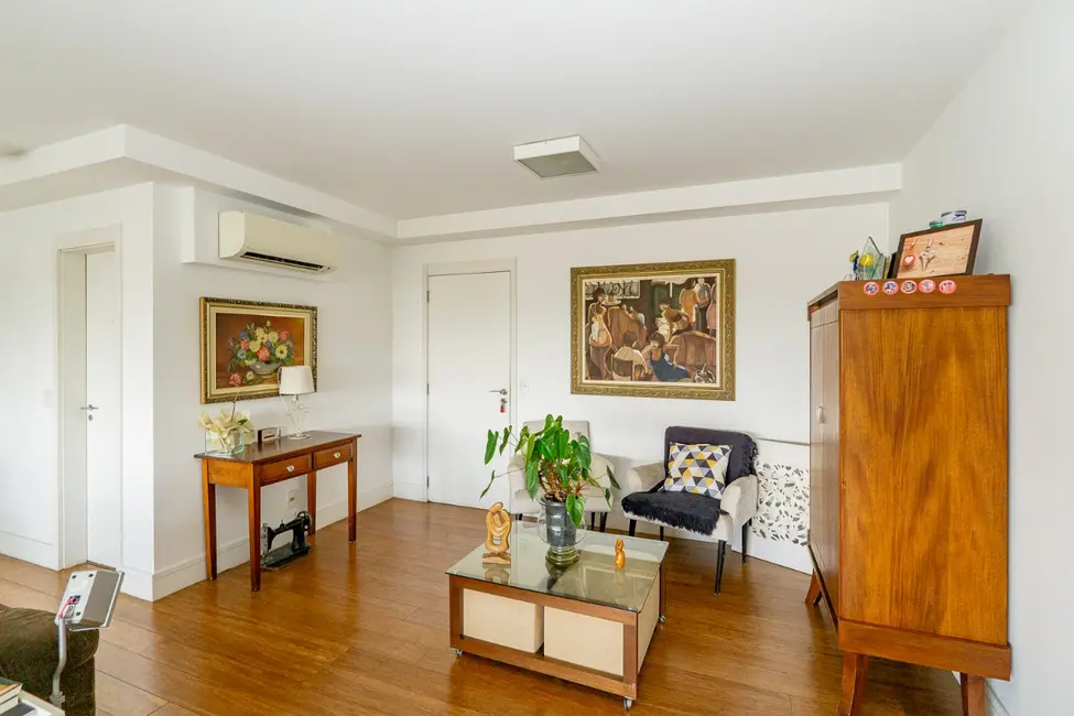 Apartamento com 3 quartos à venda, 160m2 em Santo Amaro, São Paulo - SP - imagem 8 Foto 8 de Apartamento com 3 quartos à venda, 160m2 em Santo Amaro, São Paulo - SP