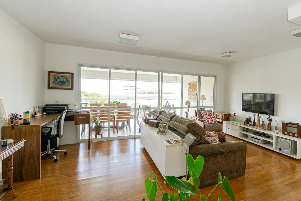 Apartamento com 3 quartos à venda, 160m2 em Santo Amaro, São Paulo - SP - imagem 6 Foto 6 de Apartamento com 3 quartos à venda, 160m2 em Santo Amaro, São Paulo - SP