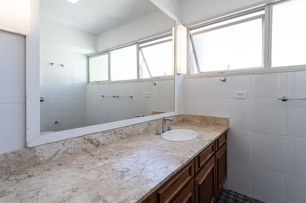 Foto 3 de Apartamento com 3 quartos à venda, 121m2 em Itaim Bibi, São Paulo - SP