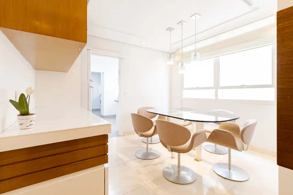 Apartamento com 4 quartos à venda, 200m2 em Higienópolis, São Paulo - SP - imagem 9 Foto 9 de Apartamento com 4 quartos à venda, 200m2 em Higienópolis, São Paulo - SP