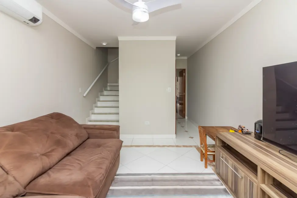 Foto 2 de Casa de Condomínio com 2 quartos à venda, 108m2 em Vila Mangalot, São Paulo - SP