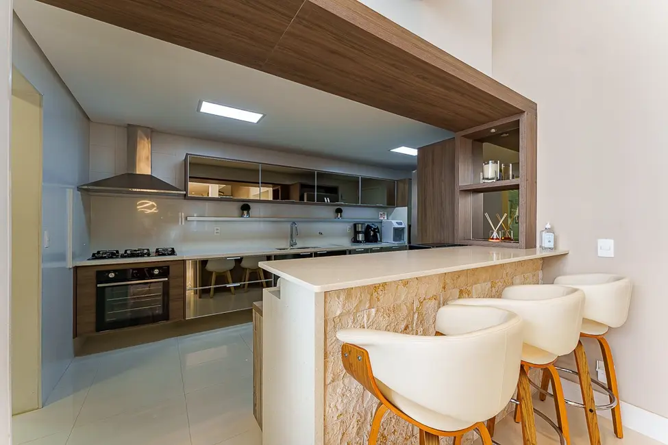 Apartamento com 3 quartos à venda, 197m2 em São Paulo - SP - imagem 6 Foto 6 de Apartamento com 3 quartos à venda, 197m2 em São Paulo - SP