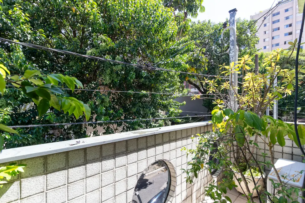 Sobrado com 4 quartos à venda, 180m2 em Indianópolis, São Paulo - SP - imagem 9 Foto 9 de Sobrado com 4 quartos à venda, 180m2 em Indianópolis, São Paulo - SP