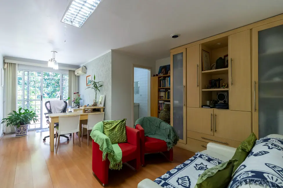 Sobrado com 4 quartos à venda, 180m2 em Indianópolis, São Paulo - SP - imagem 6 Foto 6 de Sobrado com 4 quartos à venda, 180m2 em Indianópolis, São Paulo - SP