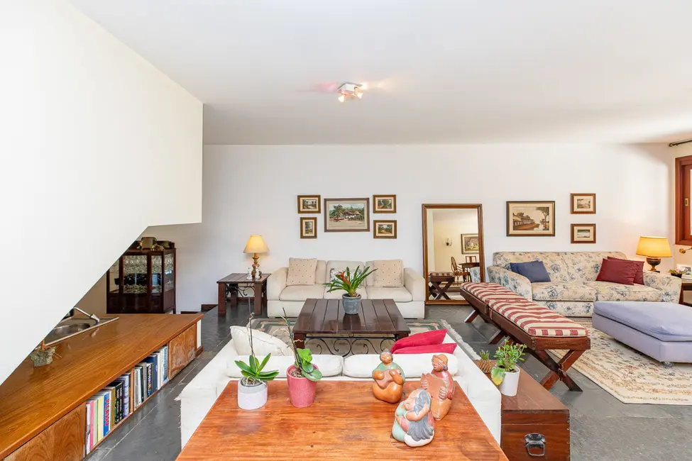 Foto 3 de Casa com 4 quartos à venda, 482m2 em Chácara Monte Alegre, São Paulo - SP