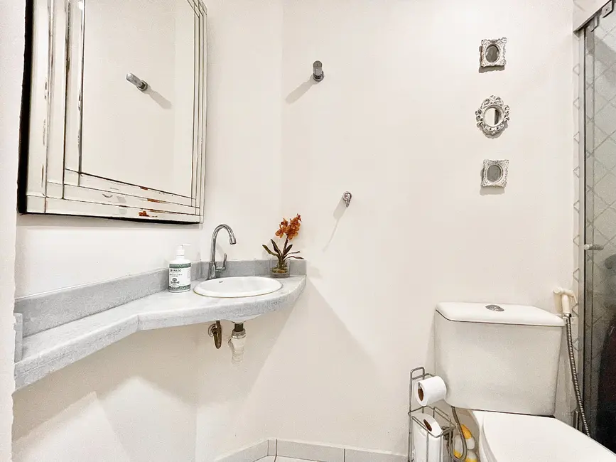 Apartamento com 3 quartos à venda, 100m2 em Aclimação, São Paulo - SP - imagem 7 Foto 7 de Apartamento com 3 quartos à venda, 100m2 em Aclimação, São Paulo - SP