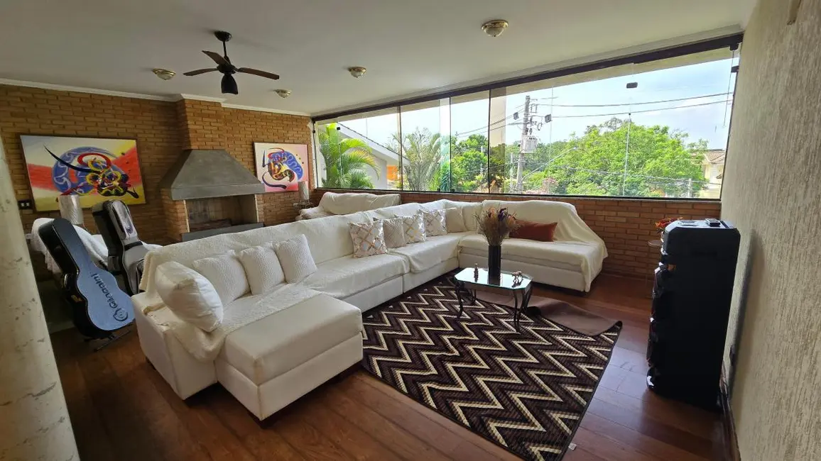 Foto 2 de Casa com 5 quartos à venda, 381m2 em Parque dos Príncipes, São Paulo - SP