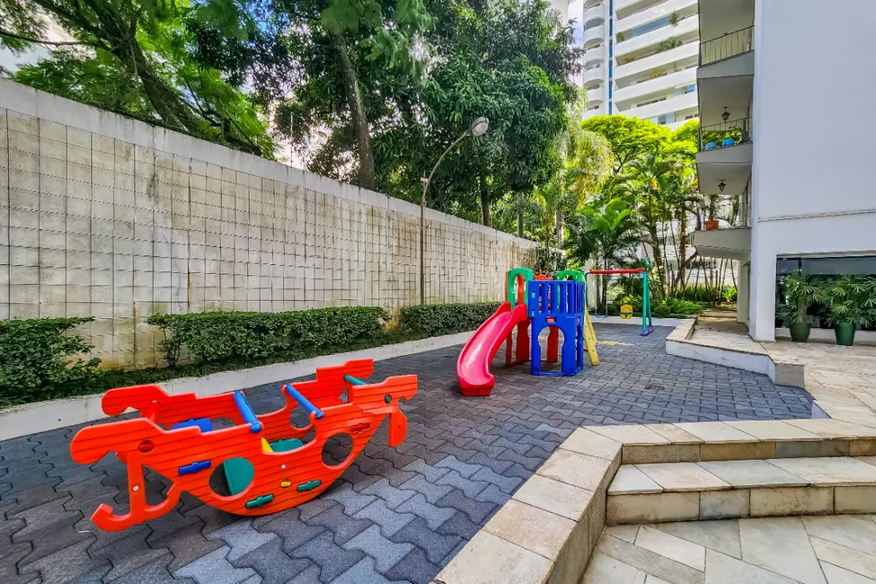 Apartamento com 3 quartos à venda, 165m2 em Indianópolis, São Paulo - SP - imagem 6 Foto 6 de Apartamento com 3 quartos à venda, 165m2 em Indianópolis, São Paulo - SP