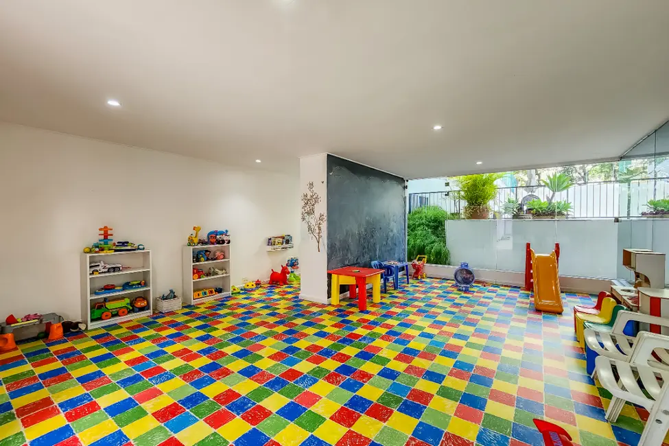 Apartamento com 3 quartos à venda, 165m2 em Indianópolis, São Paulo - SP - imagem 7 Foto 7 de Apartamento com 3 quartos à venda, 165m2 em Indianópolis, São Paulo - SP