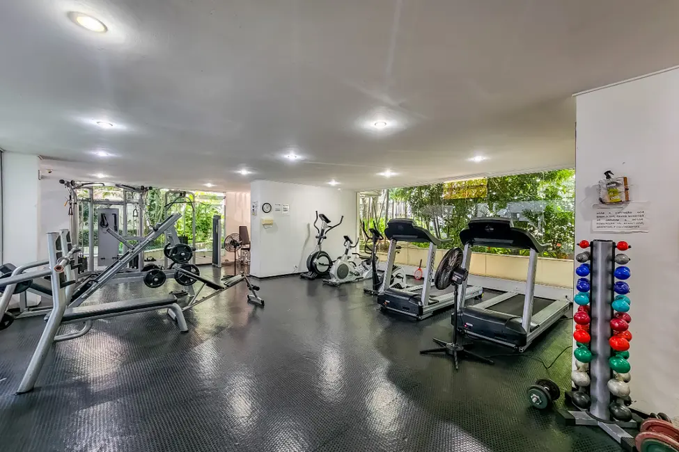 Apartamento com 3 quartos à venda, 165m2 em Indianópolis, São Paulo - SP - imagem 5 Foto 5 de Apartamento com 3 quartos à venda, 165m2 em Indianópolis, São Paulo - SP