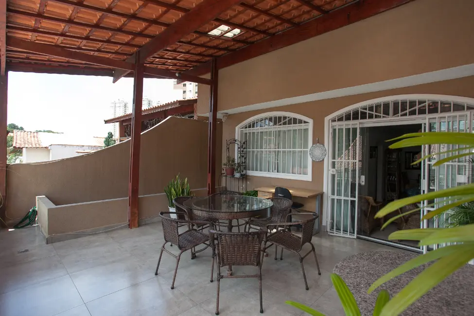 Foto 1 de Casa com 3 quartos à venda, 191m2 em Lauzane Paulista, São Paulo - SP