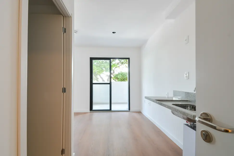 Apartamento com 1 quarto à venda, 27m2 em Moema, São Paulo - SP - imagem 3 Foto 3 de Apartamento com 1 quarto à venda, 27m2 em Moema, São Paulo - SP