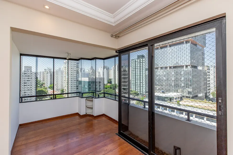 Apartamento com 3 quartos à venda, 150m2 em Campo Belo, São Paulo - SP - imagem 9 Foto 9 de Apartamento com 3 quartos à venda, 150m2 em Campo Belo, São Paulo - SP