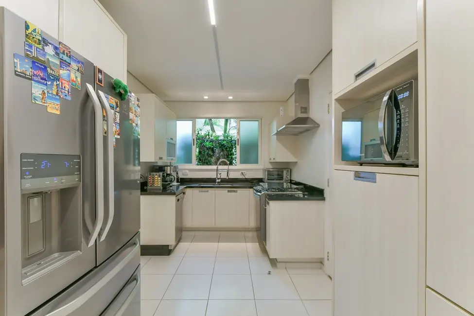 Foto 8 de Casa de Condomínio com 3 quartos à venda, 320m2 em Vila Morumbi, São Paulo - SP