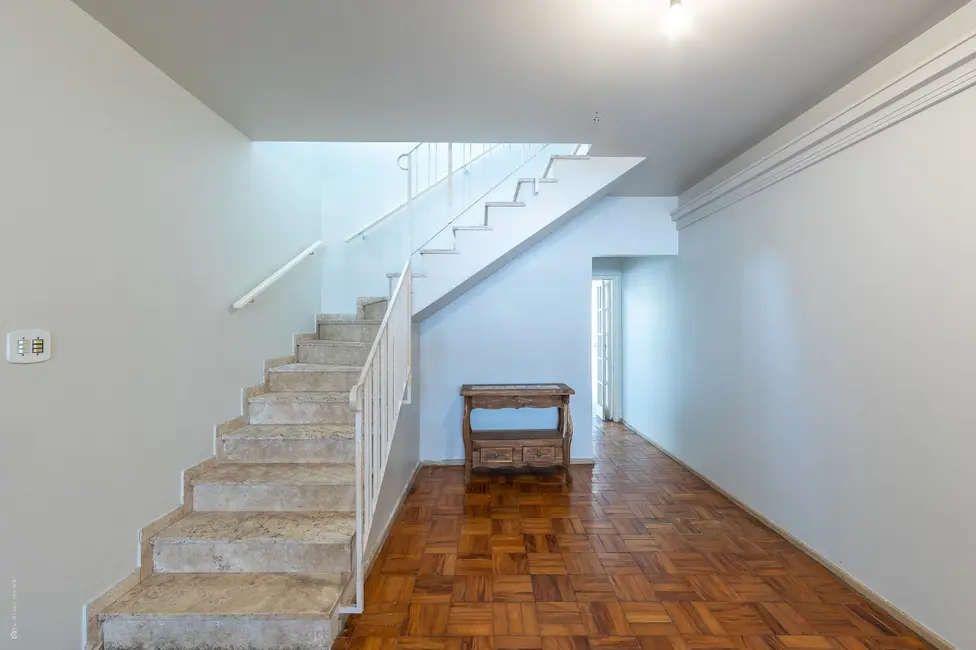 Sobrado com 3 quartos à venda, 178m2 em Parque Colonial, São Paulo - SP - imagem 6 Foto 6 de Sobrado com 3 quartos à venda, 178m2 em Parque Colonial, São Paulo - SP