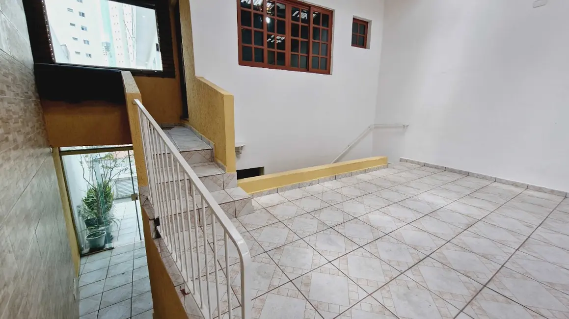 Casa com 5 quartos à venda, 153m2 em Chora Menino, São Paulo - SP - imagem 3 Foto 3 de Casa com 5 quartos à venda, 153m2 em Chora Menino, São Paulo - SP
