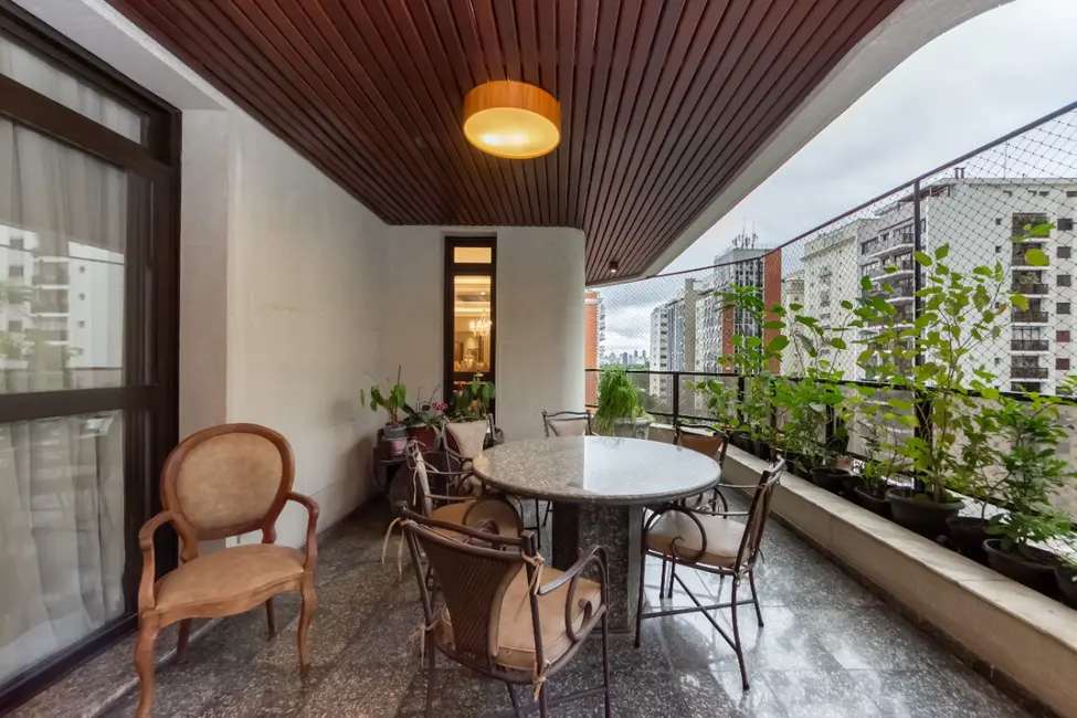 Apartamento com 4 quartos à venda, 437m2 em Cerqueira César, São Paulo - SP - imagem 8 Foto 8 de Apartamento com 4 quartos à venda, 437m2 em Cerqueira César, São Paulo - SP
