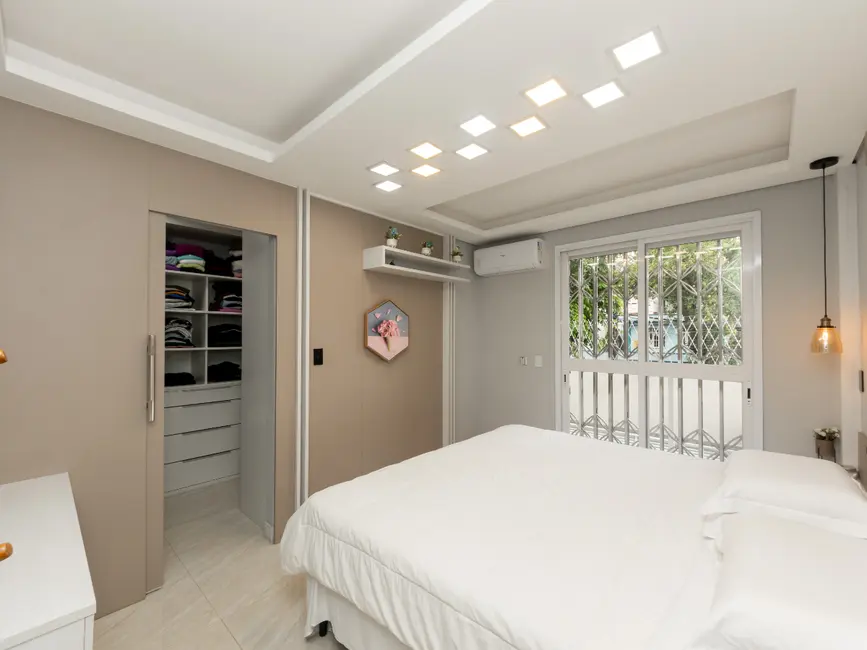 Sobrado com 4 quartos à venda, 200m2 em Alto da Lapa, São Paulo - SP - imagem 2 Foto 2 de Sobrado com 4 quartos à venda, 200m2 em Alto da Lapa, São Paulo - SP