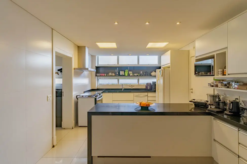 Foto 19 de Apartamento com 4 quartos à venda, 262m2 em Real Parque, São Paulo - SP