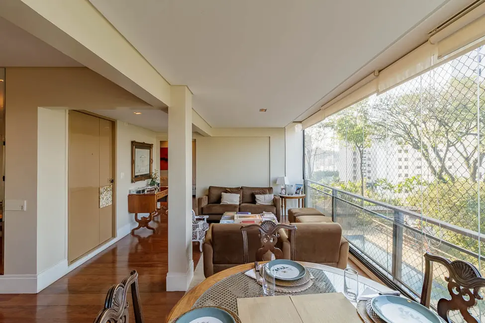 Foto 5 de Apartamento com 4 quartos à venda, 262m2 em Real Parque, São Paulo - SP