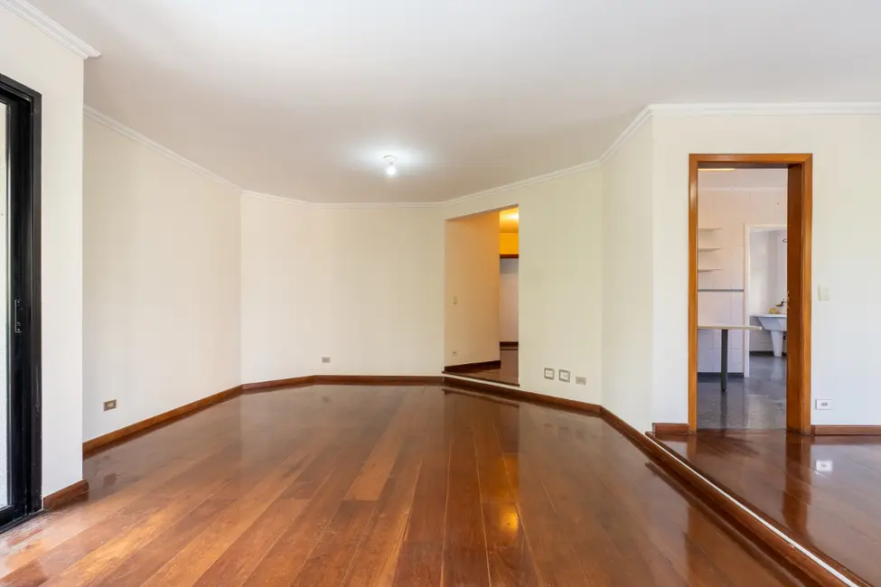 Foto 3 de Apartamento com 4 quartos para alugar, 178m2 em Moema, São Paulo - SP