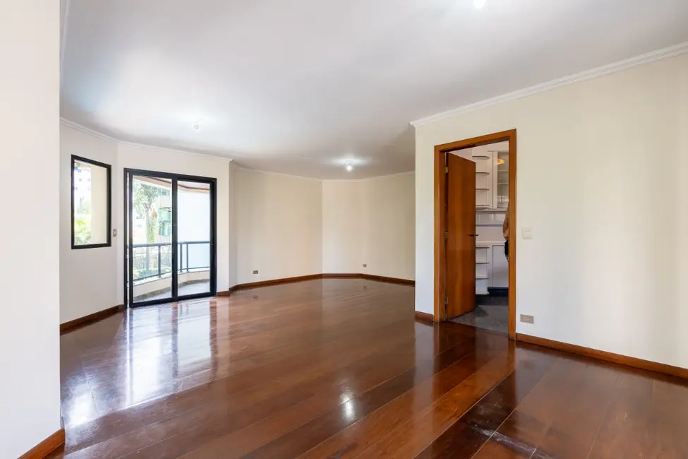 Foto 8 de Apartamento com 4 quartos para alugar, 178m2 em Moema, São Paulo - SP