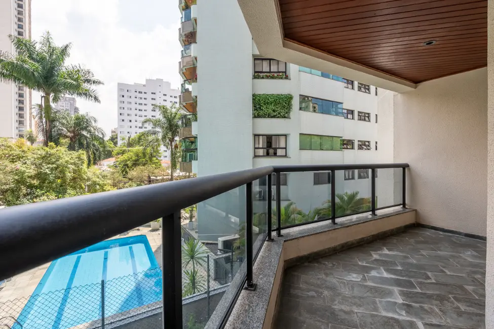 Foto 9 de Apartamento com 4 quartos para alugar, 178m2 em Moema, São Paulo - SP