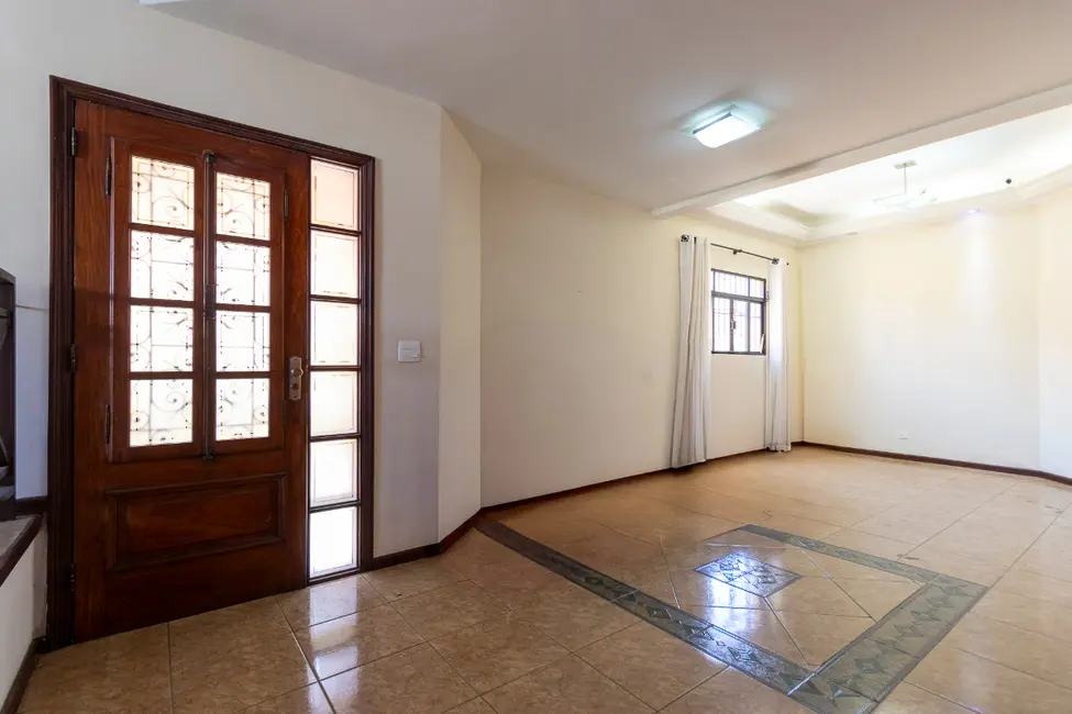 Foto 5 de Casa com 3 quartos à venda, 330m2 em Mirandópolis, São Paulo - SP