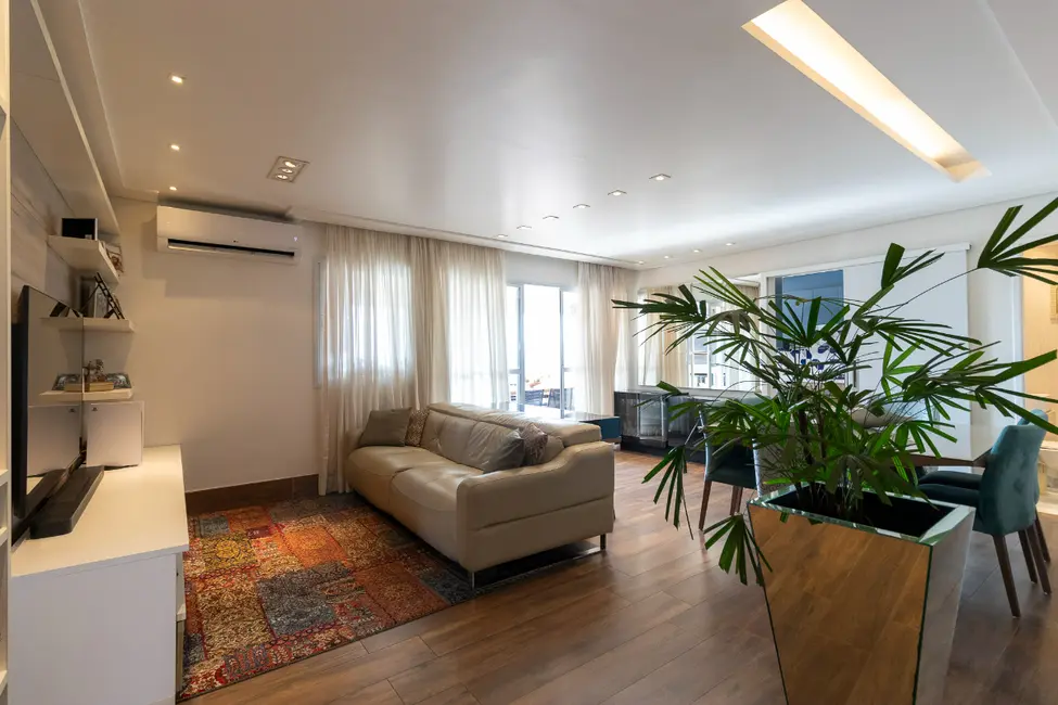 Foto 2 de Apartamento com 3 quartos à venda, 122m2 em Vila Gumercindo, São Paulo - SP