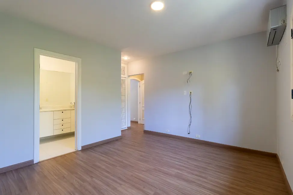 Casa de Condomínio com 4 quartos à venda, 260m2 em Jardim Morumbi, São Paulo - SP - imagem 5 Foto 5 de Casa de Condomínio com 4 quartos à venda, 260m2 em Jardim Morumbi, São Paulo - SP