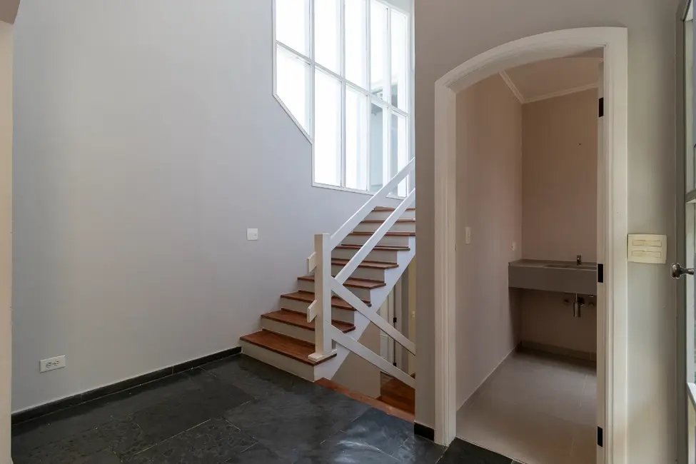 Casa de Condomínio com 4 quartos à venda, 260m2 em Jardim Morumbi, São Paulo - SP - imagem 3 Foto 3 de Casa de Condomínio com 4 quartos à venda, 260m2 em Jardim Morumbi, São Paulo - SP