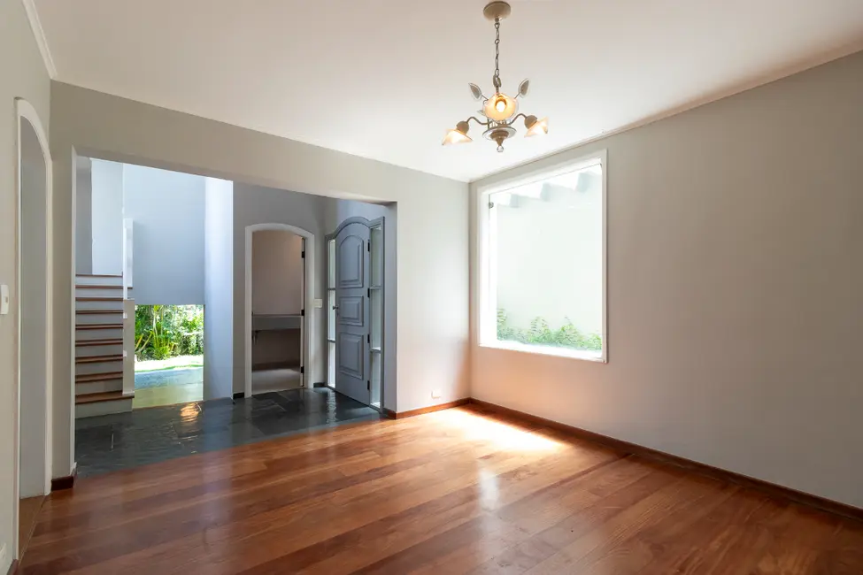 Casa de Condomínio com 4 quartos à venda, 260m2 em Jardim Morumbi, São Paulo - SP - imagem 2 Foto 2 de Casa de Condomínio com 4 quartos à venda, 260m2 em Jardim Morumbi, São Paulo - SP