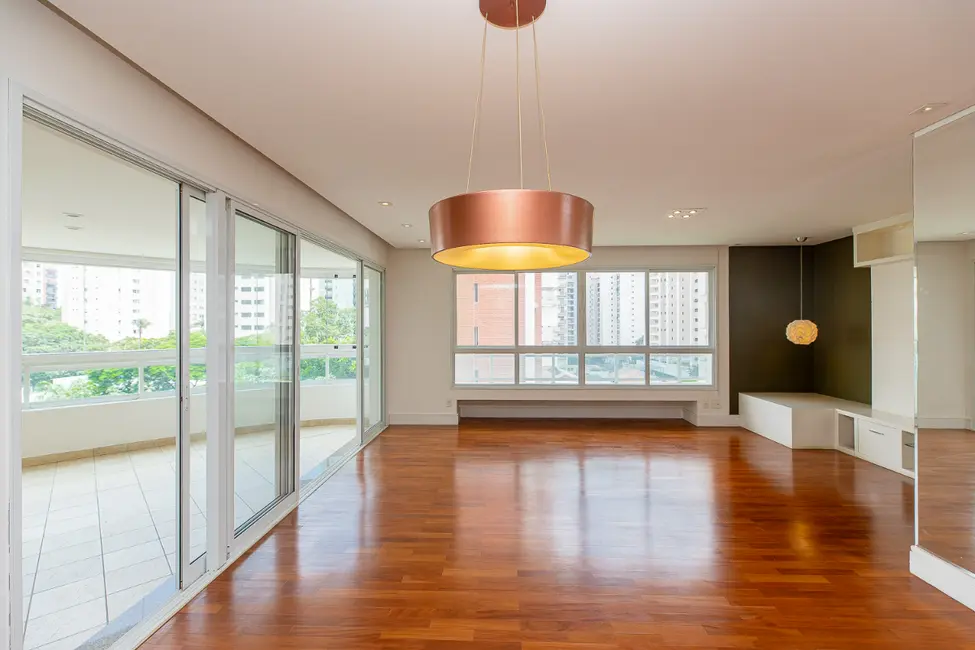 Foto 6 de Apartamento com 3 quartos à venda, 158m2 em Moema, São Paulo - SP