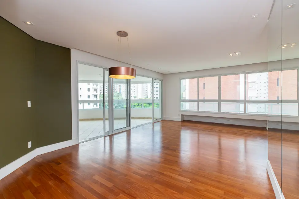 Foto 7 de Apartamento com 3 quartos à venda, 158m2 em Moema, São Paulo - SP