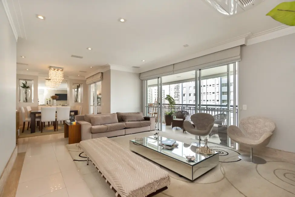 Foto 2 de Apartamento com 4 quartos à venda, 178m2 em São Paulo - SP