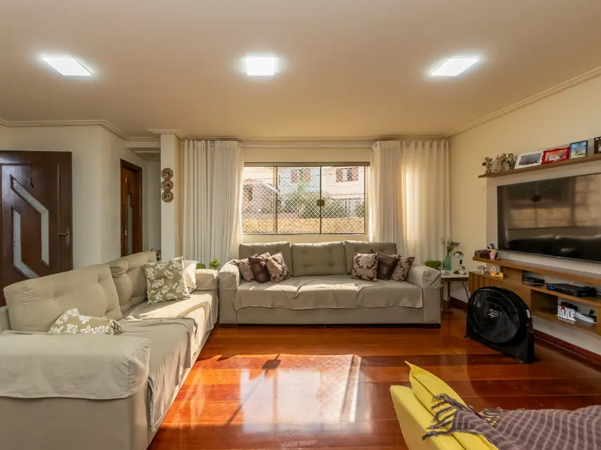 Casa de Vila com 3 quartos à venda, 517m2 em Vila Dom Pedro II, São Paulo - SP - imagem 4 Foto 4 de Casa de Vila com 3 quartos à venda, 517m2 em Vila Dom Pedro II, São Paulo - SP