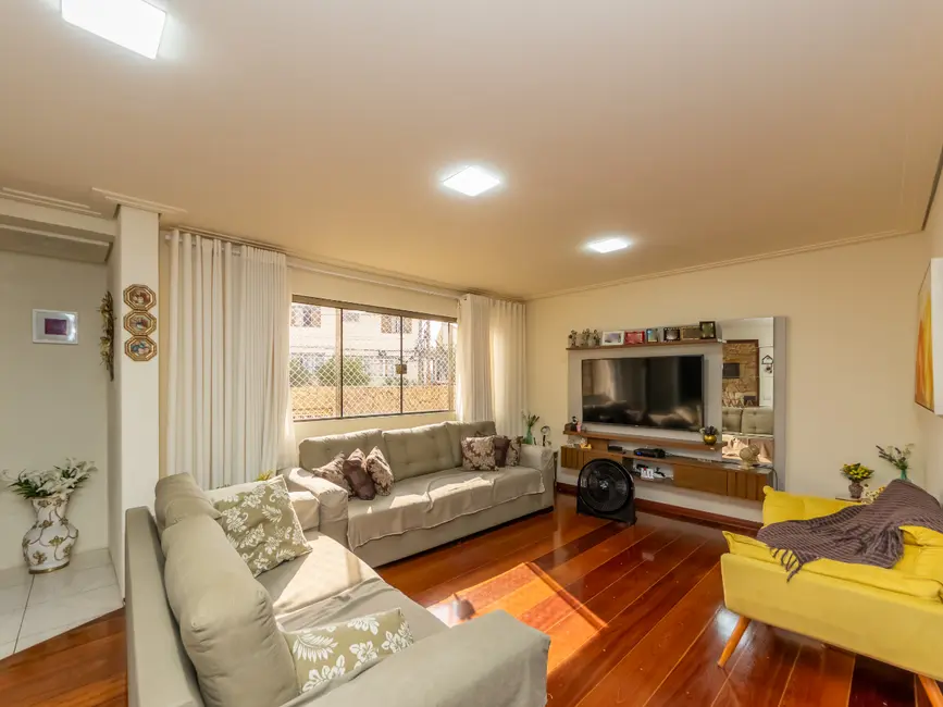 Casa de Vila com 3 quartos à venda, 517m2 em Vila Dom Pedro II, São Paulo - SP - imagem 5 Foto 5 de Casa de Vila com 3 quartos à venda, 517m2 em Vila Dom Pedro II, São Paulo - SP